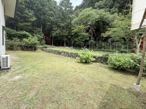 東庭