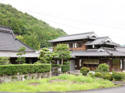 _<売戸建住宅>丹波市山南町応地(JR加古川線船町口駅)2階建10SLDK