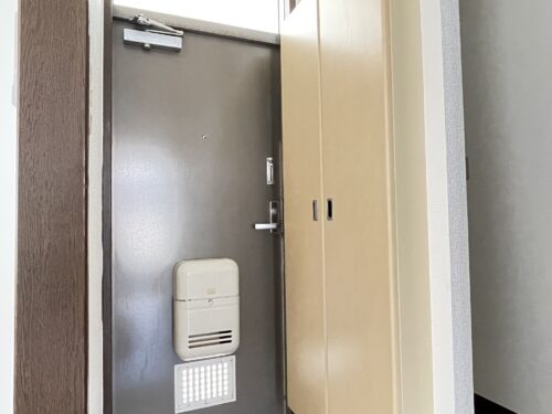 玄関　収納ボックス